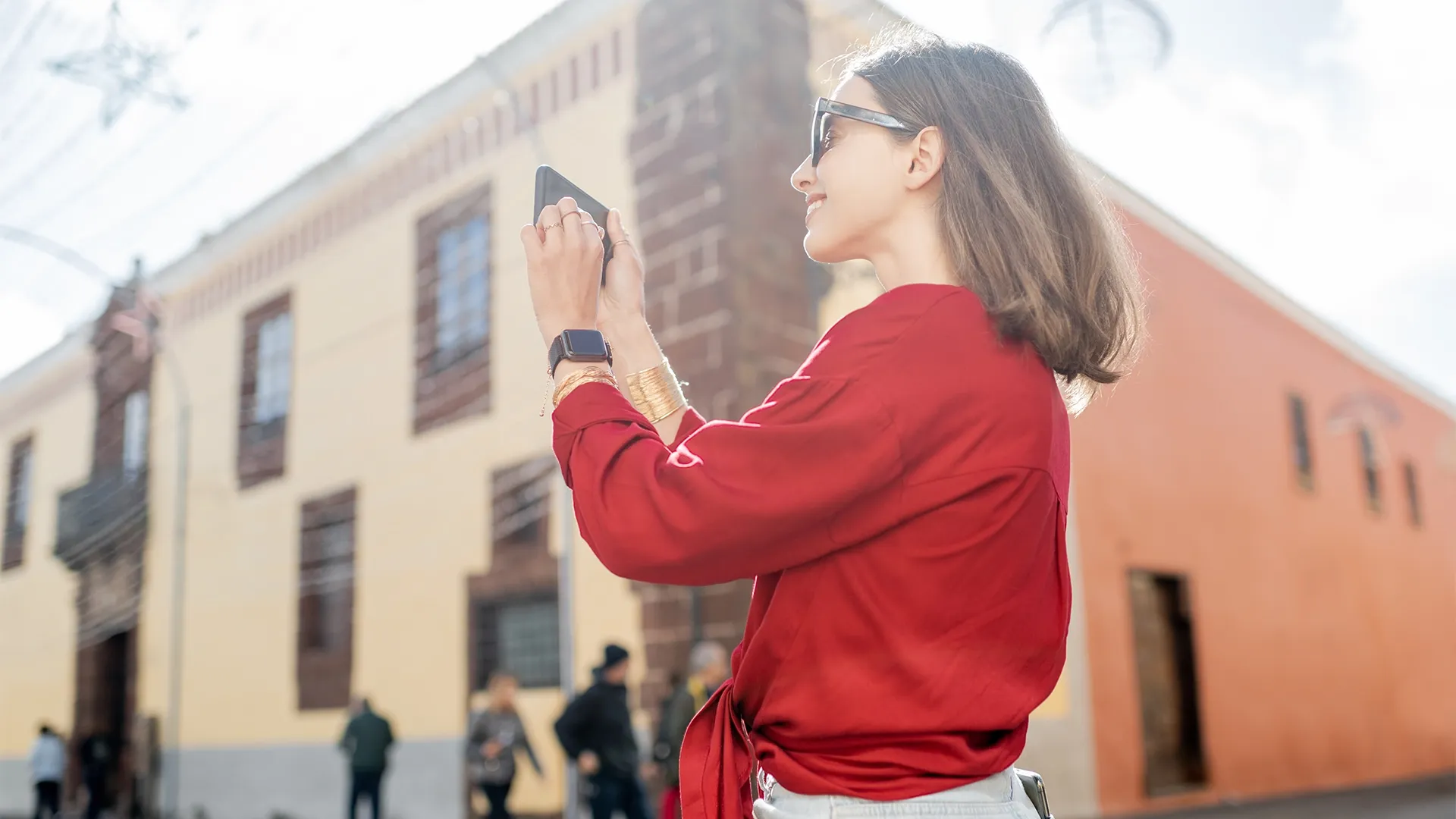 Capa do post: Como usar o QR Code das Placas Inteligentes para aumentar visitas